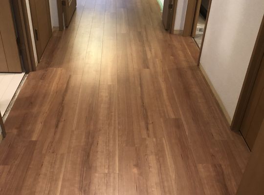 新規フローリング張替え工事