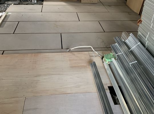 新規床造作工事